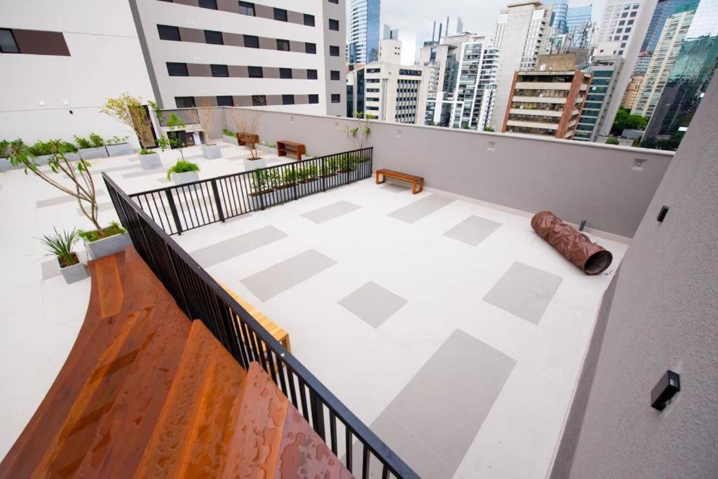 Experiencia Ellus, Olimpia Apartamento